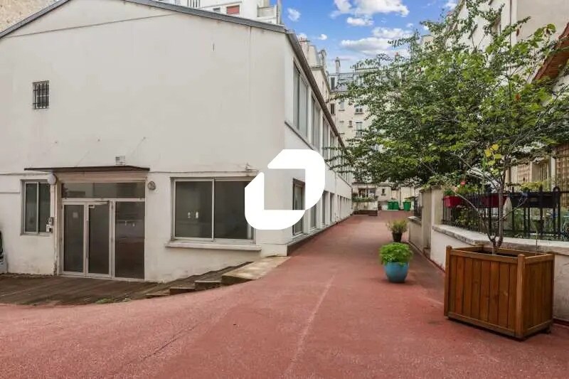 Bureau dans Paris à louer - Photo de l’immeuble – Image 2 sur 9