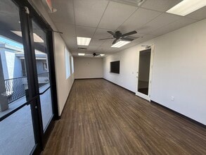1333 N Buffalo Dr, Las Vegas, NV à louer Photo intérieure– Image 1 sur 6
