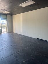 12500 Starkey Rd, Largo, FL à louer Photo intérieure– Image 1 sur 3