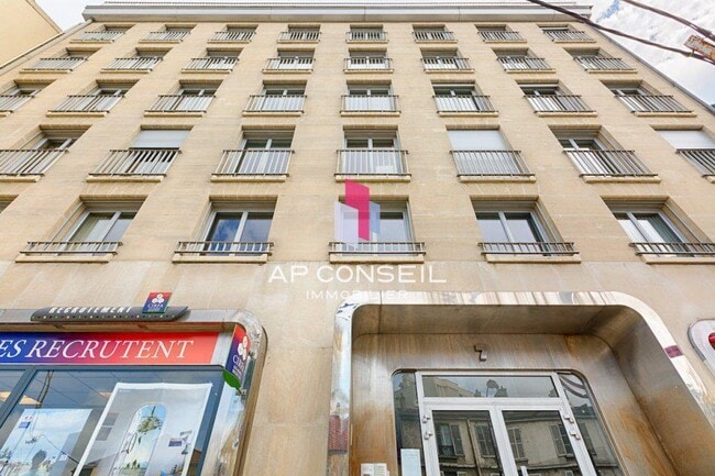 Plus de détails pour Bureau à louer