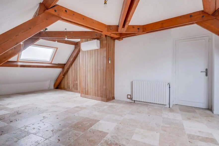 Local commercial dans Mérignac à louer - Photo de l’immeuble – Image 3 sur 11