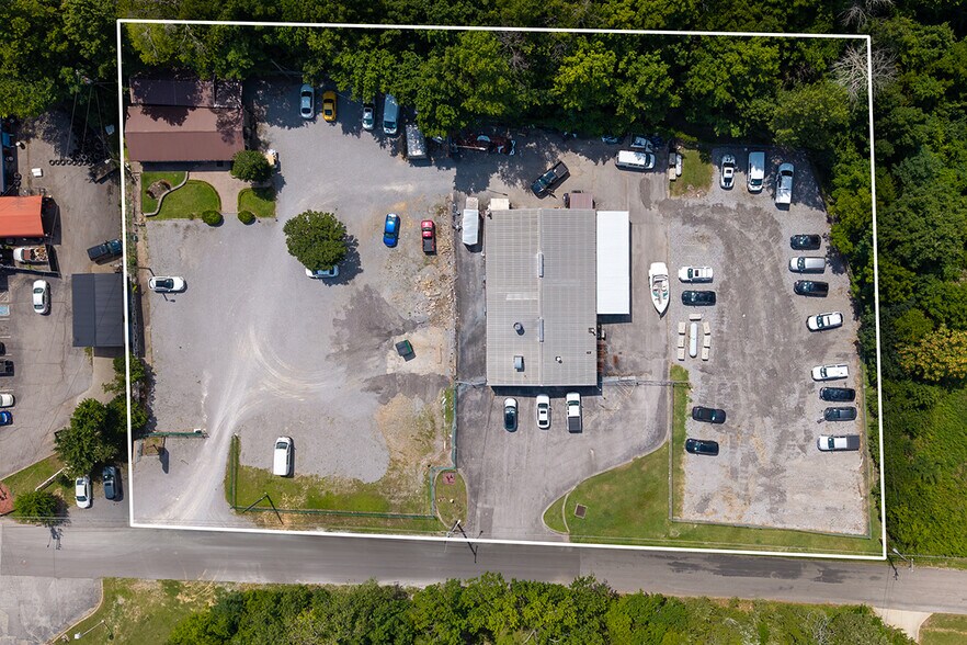 103-107 Mallard Dr, Hendersonville, TN à vendre - Photo de l’immeuble – Image 2 sur 14