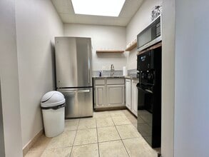 8301 W 125th St, Overland Park, KS à louer Photo intérieure– Image 2 sur 8