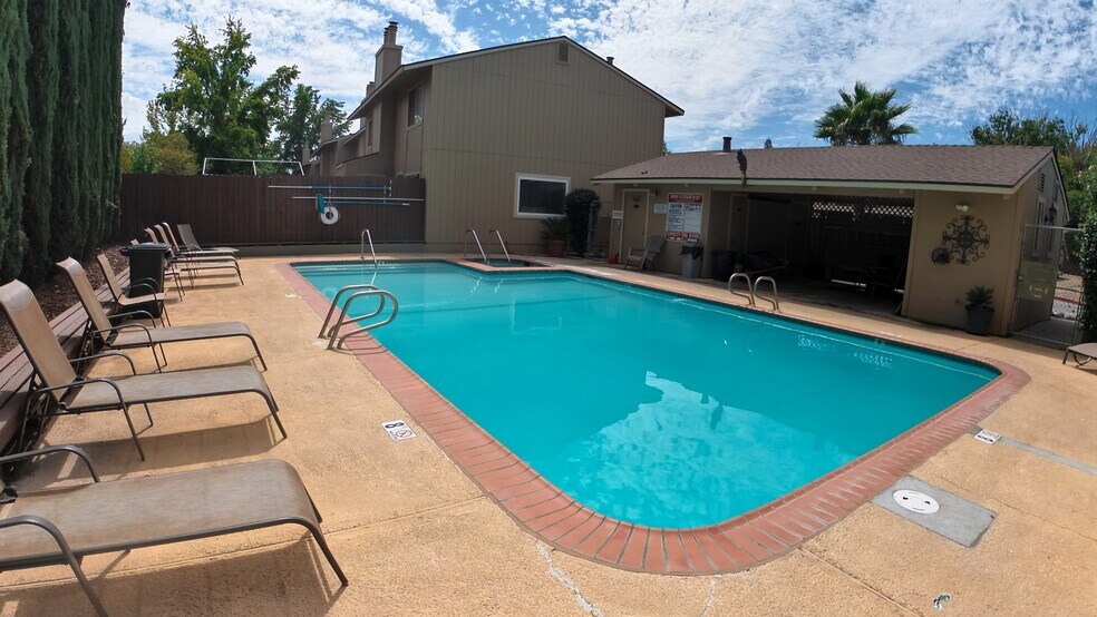 2305 Cheim Blvd, Marysville, CA à vendre - Photo de l’immeuble – Image 3 sur 9