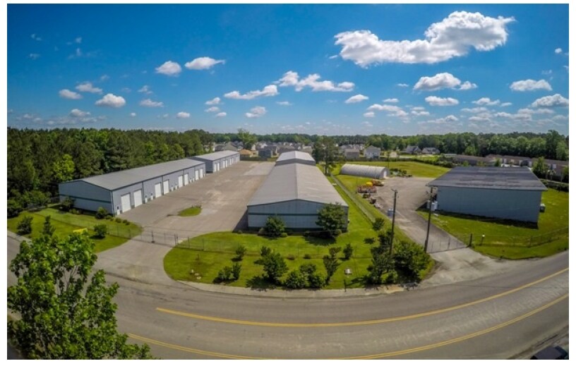 7644 Southrail Rd, North Charleston, SC à louer - Photo de l’immeuble – Image 2 sur 17