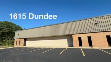 1605 Dundee Ave, Elgin, IL à louer - Vidéo sur l’annonce professionnelle 