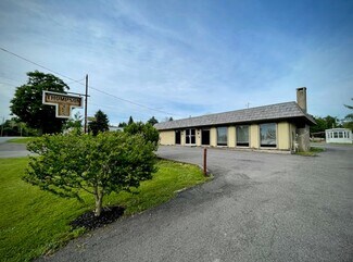 Plus de détails pour 318-337 A Thompson Rd, Oswego, NY - Bureau/Local commercial à louer