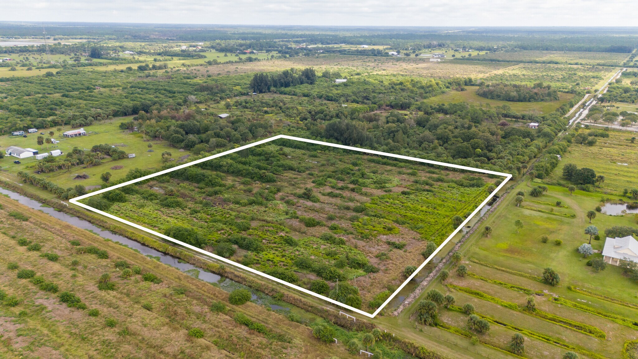 14650 117th St, Fellsmere, FL à vendre Photo principale– Image 1 sur 27