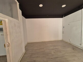 Plus de détails pour Local commercial à louer