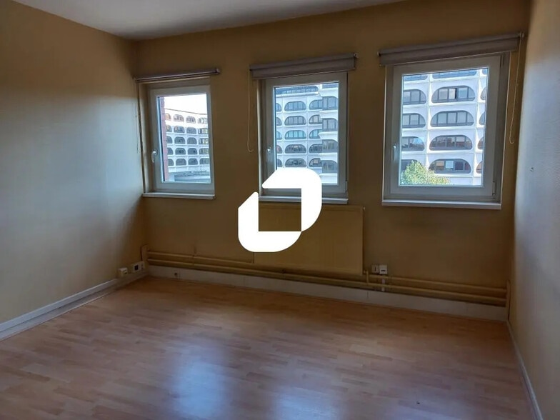 51 Boulevard De Valmy, Villeneuve-d'Ascq à vendre - Photo de l’immeuble – Image 3 sur 11