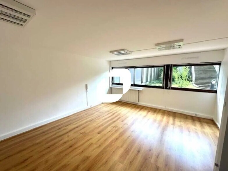 Bureau dans Paris à louer - Photo de l’immeuble – Image 3 sur 7