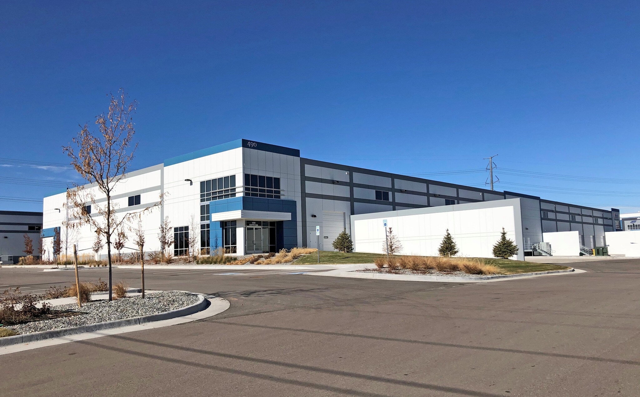 490 E 52nd, Denver, CO à louer Photo de l’immeuble– Image 1 sur 1