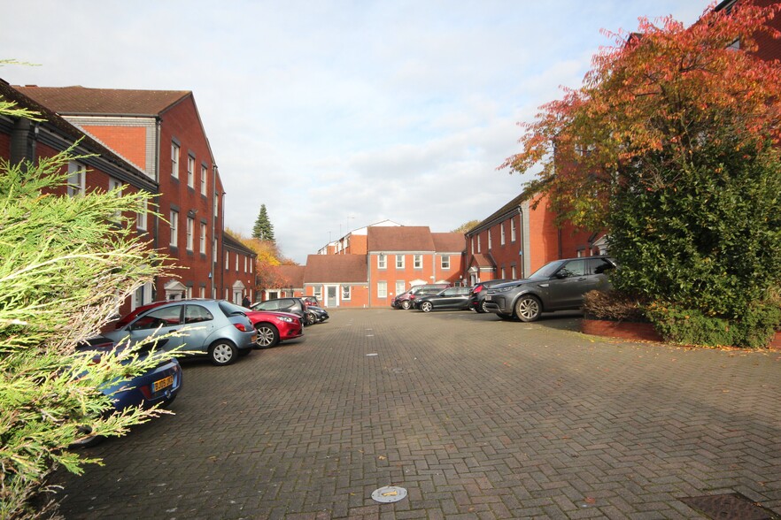 Vine Ln, Halesowen à louer - Photo de l’immeuble – Image 3 sur 33