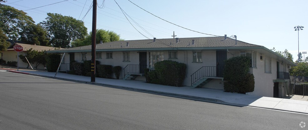 123 W 10th St, Antioch, CA à vendre - Photo de l’immeuble – Image 2 sur 2