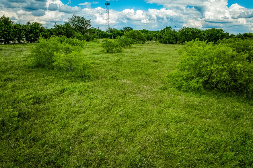 TBD N O'neal Street, Caldwell, TX à vendre - Photo principale – Image 1 sur 27