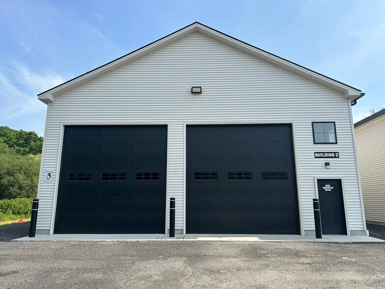169 Norwich Rd, Plainfield, CT à louer - Photo de l’immeuble – Image 1 sur 7