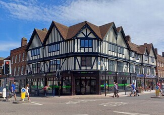 Plus de détails pour 111-112 Bancroft, Hitchin - Local commercial à louer