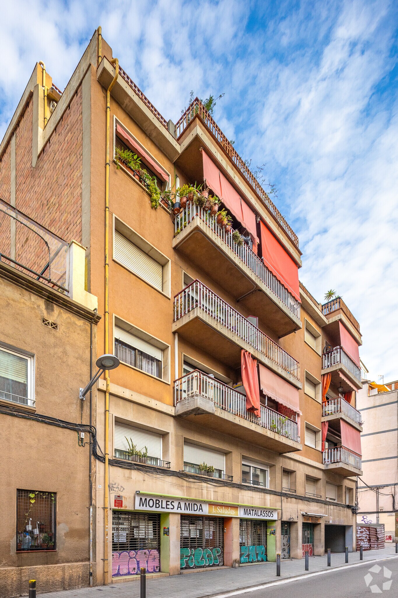 Local commercial dans Barcelone, Barcelona à louer Photo principale– Image 1 sur 2