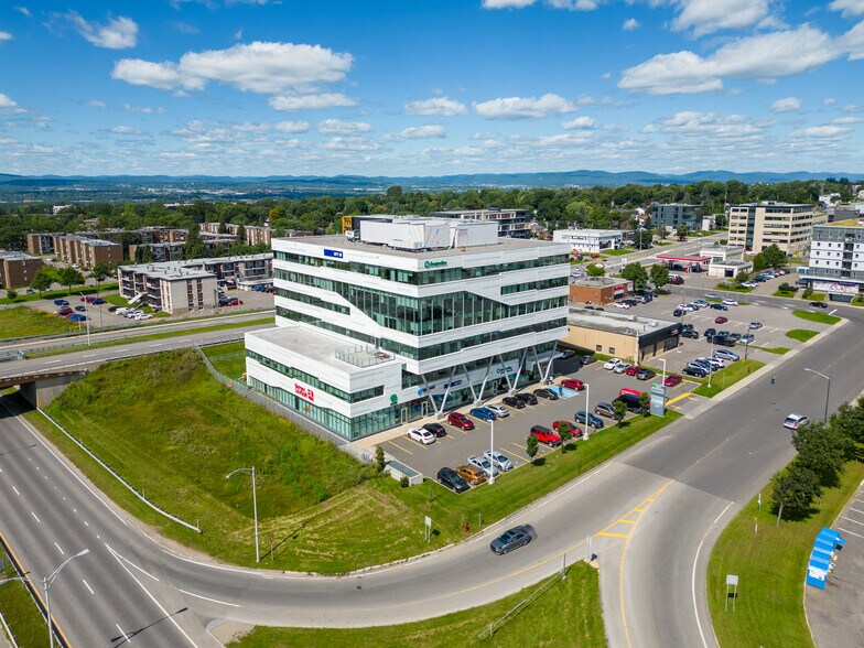 990 Av de Bourgogne, Québec, QC à louer - Photo de l’immeuble – Image 2 sur 16