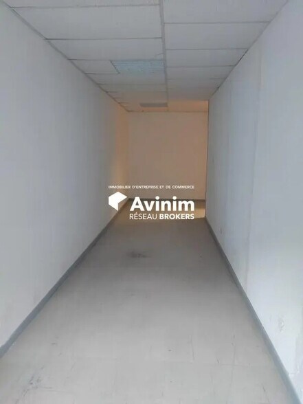 Bureau dans Le Broc à louer - Photo intérieure – Image 2 sur 2