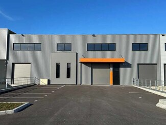 Plus de détails pour 5/7 Avenue De Montmartin, Corbas - Local d’activités à vendre
