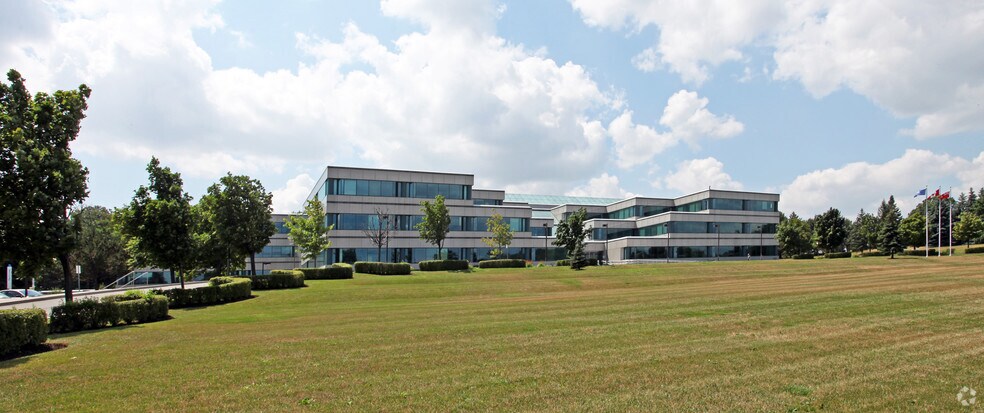 2300 Meadowvale Blvd, Mississauga, ON à louer - Photo principale – Image 1 sur 5
