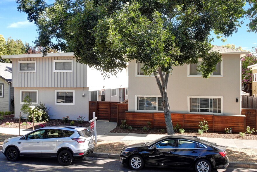 2713 T St, Sacramento, CA à vendre - Photo de l’immeuble – Image 1 sur 21