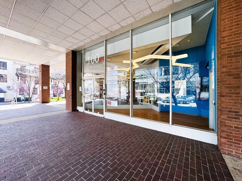100 N Queen St, Lancaster, PA à vendre - Hall d’entrée – Image 3 sur 61