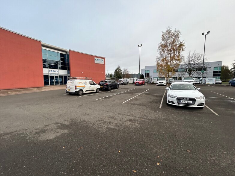 Ellismuir Way, Uddingston à louer - Photo de l’immeuble – Image 3 sur 7