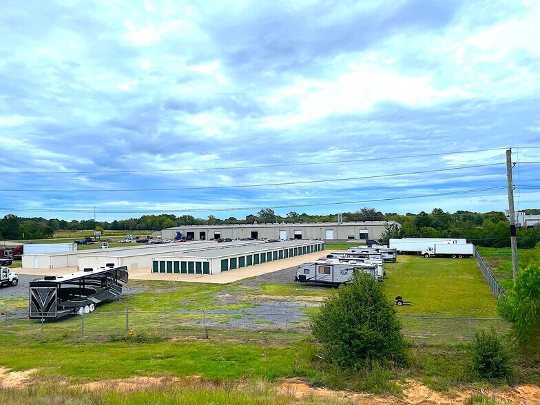 4754 W Loop 281, Longview, TX à vendre - Photo de l’immeuble – Image 1 sur 14
