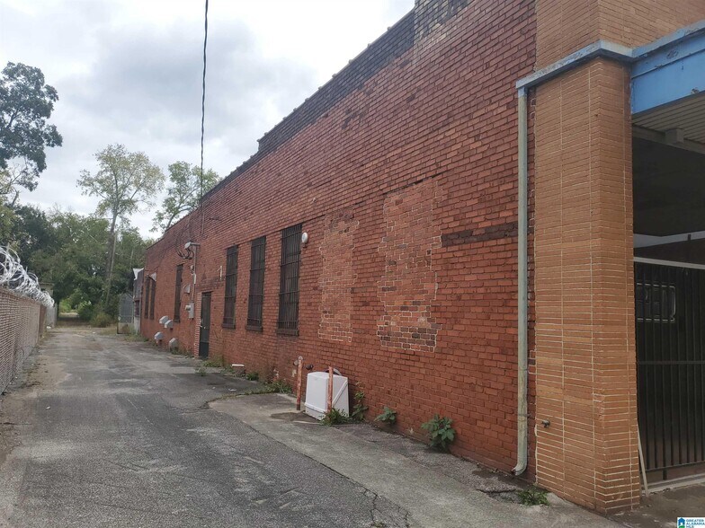 2213 Avenue E, Birmingham, AL à vendre - Photo de l’immeuble – Image 3 sur 3