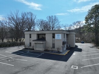 Plus de détails pour 110 S Estes Dr, Chapel Hill, NC - Bureau à vendre
