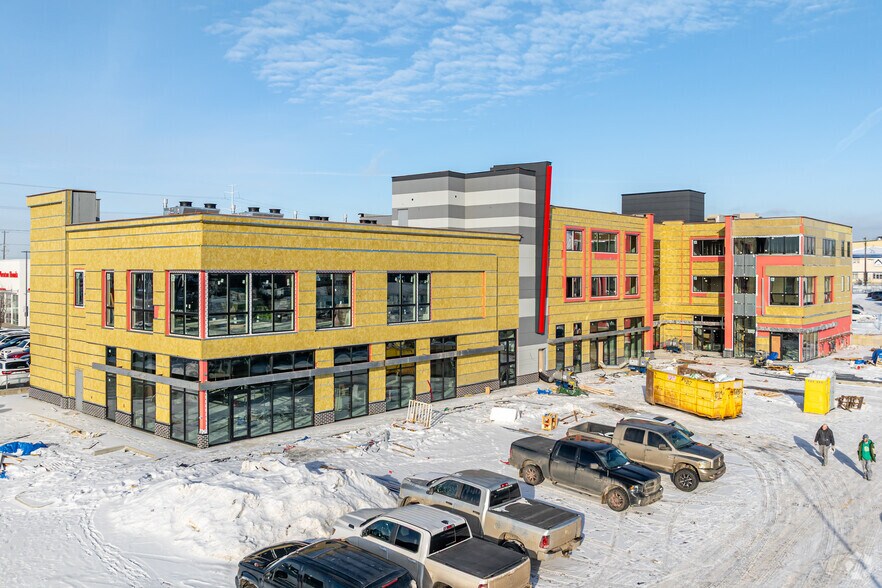9508 34 Ave NW, Edmonton, AB à vendre - Photo principale – Image 1 sur 8