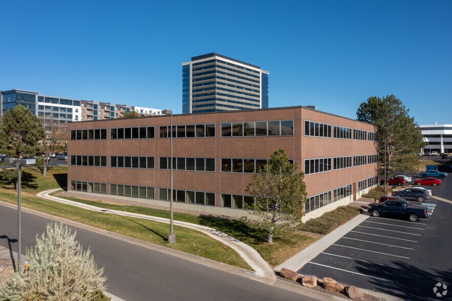7000 E Belleview Ave, Greenwood Village, CO à louer - Photo de l’immeuble – Image 2 sur 9