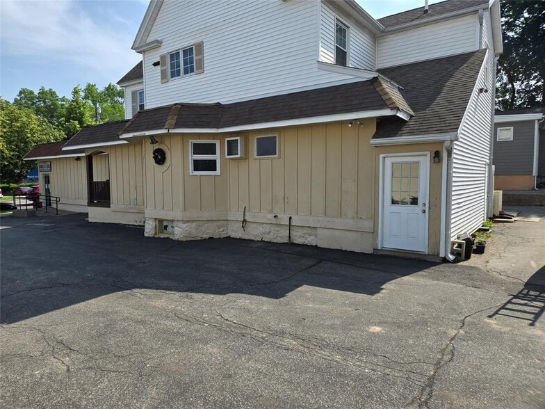 130 E Central Ave, Pearl River, NY à louer - Photo de l’immeuble – Image 2 sur 20