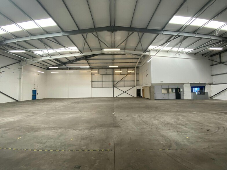 Springhill Pky, Baillieston à louer - Photo de l’immeuble – Image 3 sur 11