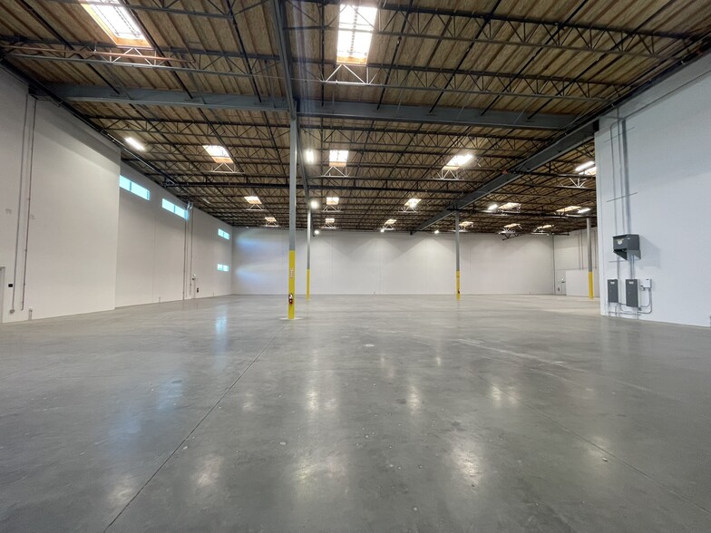 8422 Commonwealth Ave, Buena Park, CA à louer - Photo de l’immeuble – Image 2 sur 7