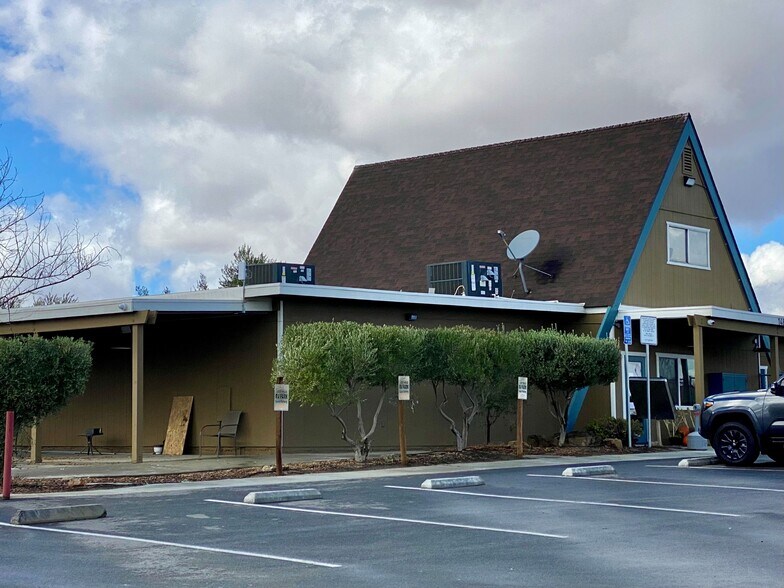 14831 Warren St, Lost Hills, CA à vendre - Photo de l’immeuble – Image 2 sur 6