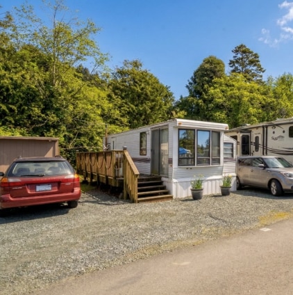 384 S Beacon St, Rockaway Beach, OR à vendre - Photo principale – Image 1 sur 2