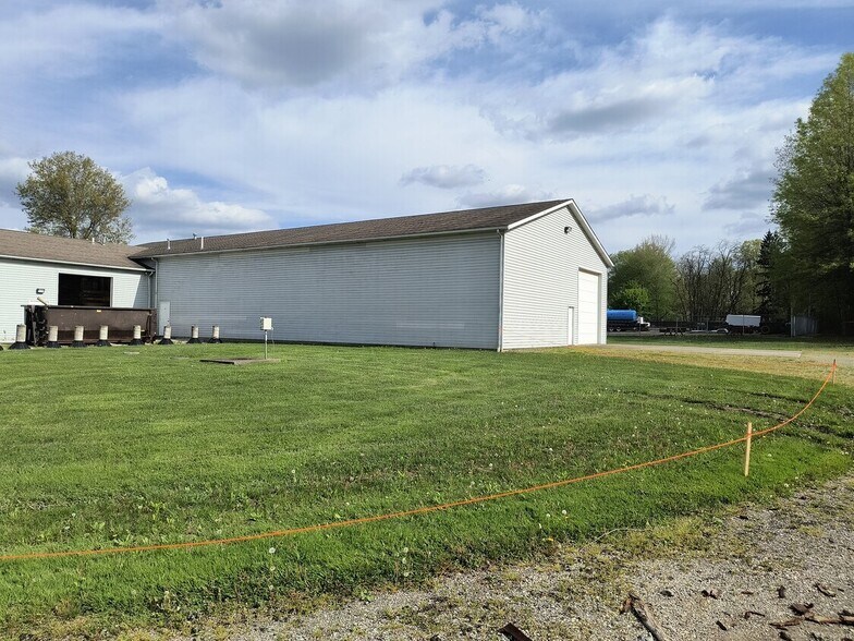 4935 S Prospect St, Ravenna, OH à louer - Photo de l’immeuble – Image 3 sur 9