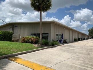 Plus de détails pour 3573 Enterprise Ave, Naples, FL - Industriel/Logistique à vendre