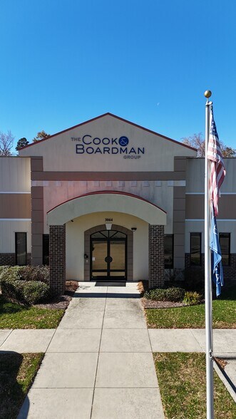 3064 Salem Industrial Dr, Winston-Salem, NC à louer - Photo de l’immeuble – Image 2 sur 11