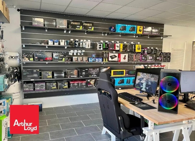 Local commercial dans Barjouville à louer - Photo intérieure – Image 2 sur 3