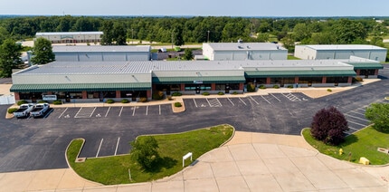 135 Hamilton Industrial Ct, Wentzville, MO à louer Photo de l’immeuble– Image 1 sur 4