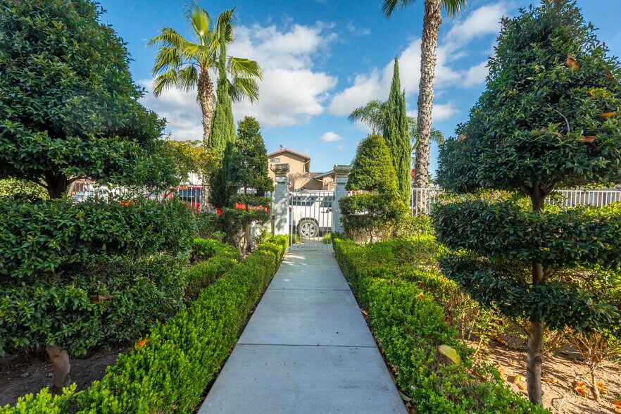 4206 44th St, San Diego, CA à vendre - Photo de l’immeuble – Image 2 sur 29