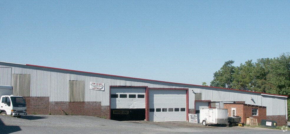 175 E King St, Ephrata, PA à louer - Photo de l’immeuble – Image 2 sur 16
