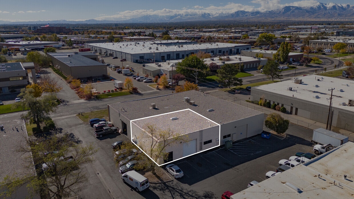 2172 W 2300 S, West Valley City, UT à louer Aérien– Image 1 sur 9