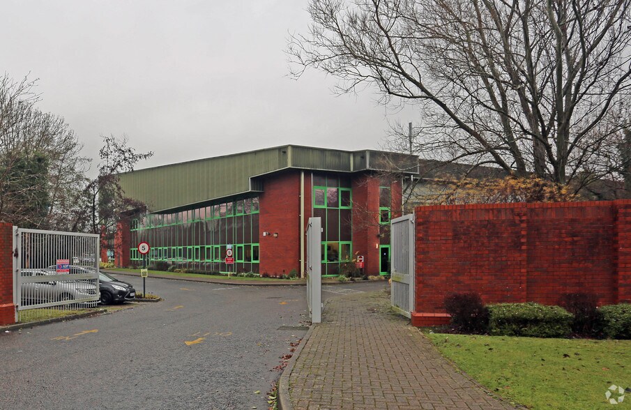 Waterberry Dr, Waterlooville à louer - Photo principale – Image 1 sur 2