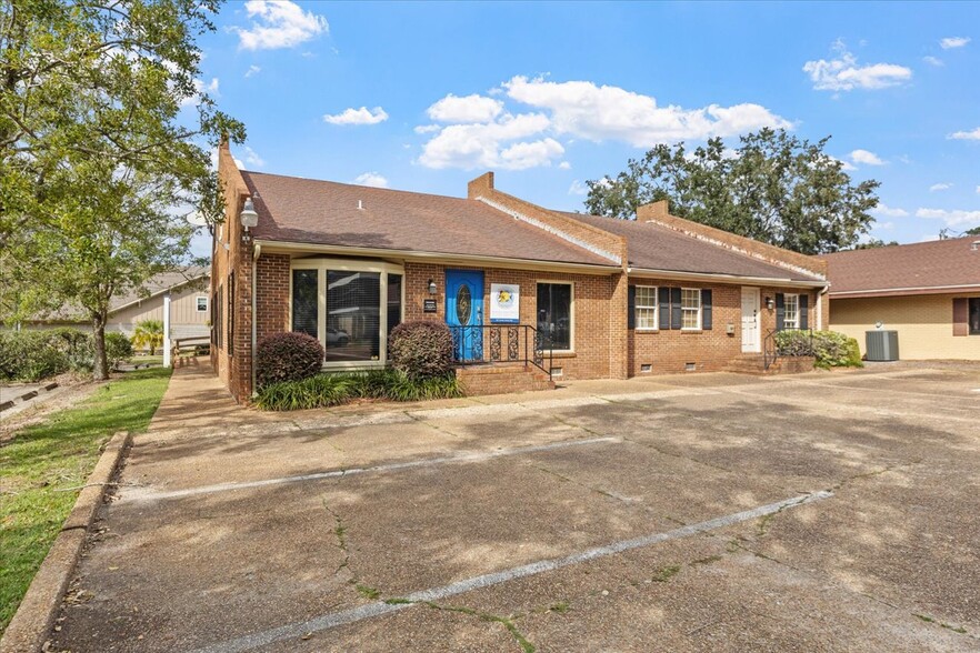 235-237 John Knox Rd, Tallahassee, FL à vendre - Photo de l’immeuble – Image 2 sur 39