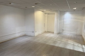 12-14 High St, Petersfield à louer Photo intérieure– Image 1 sur 5